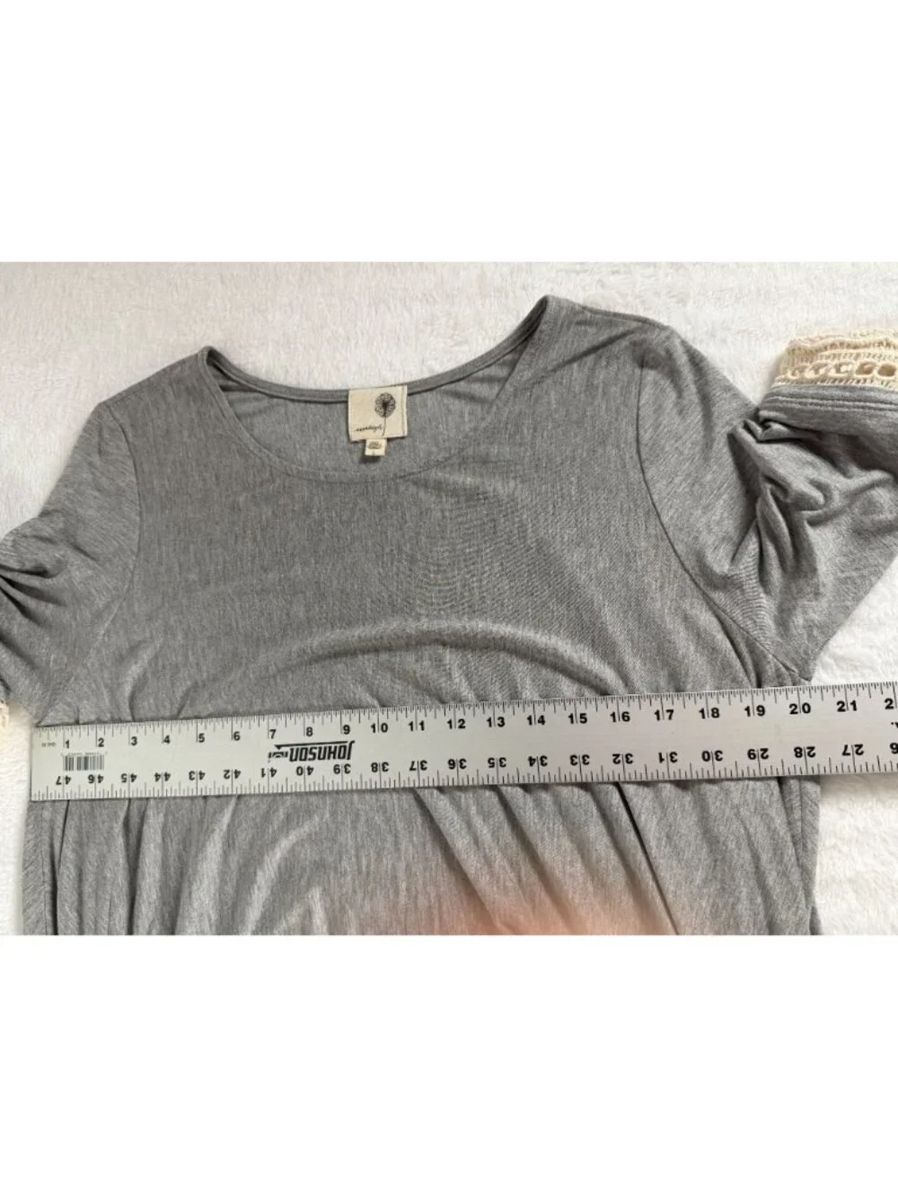 Everleigh Top Womens Large Gray Knit Tunic Lace Trim 3/4 Sleeve Hi Low Swing - Picture 7 of 8